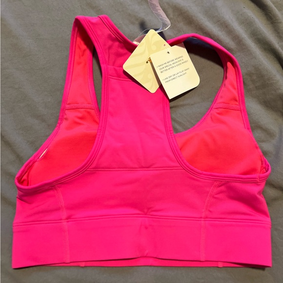 On The Go Medium Impact Sports Bra - Picture 3 of 3
